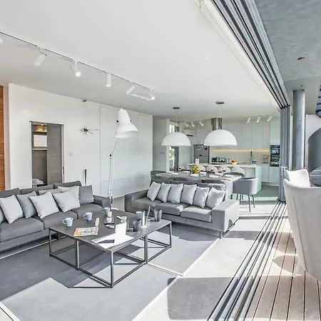Chana Villa Protaras