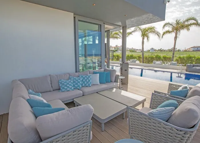 Chana Villa Protaras